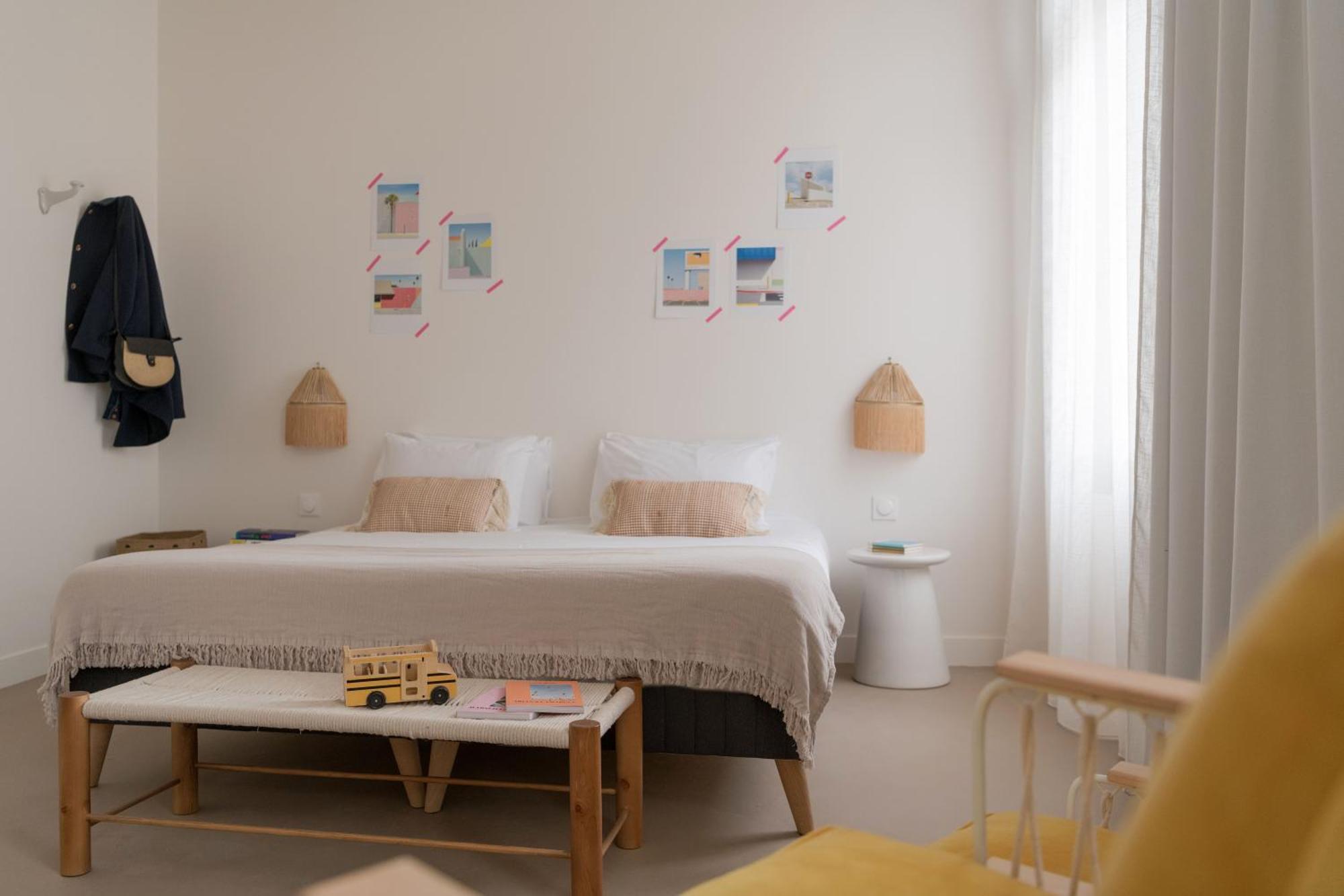 Double room with private bathroom on the landing